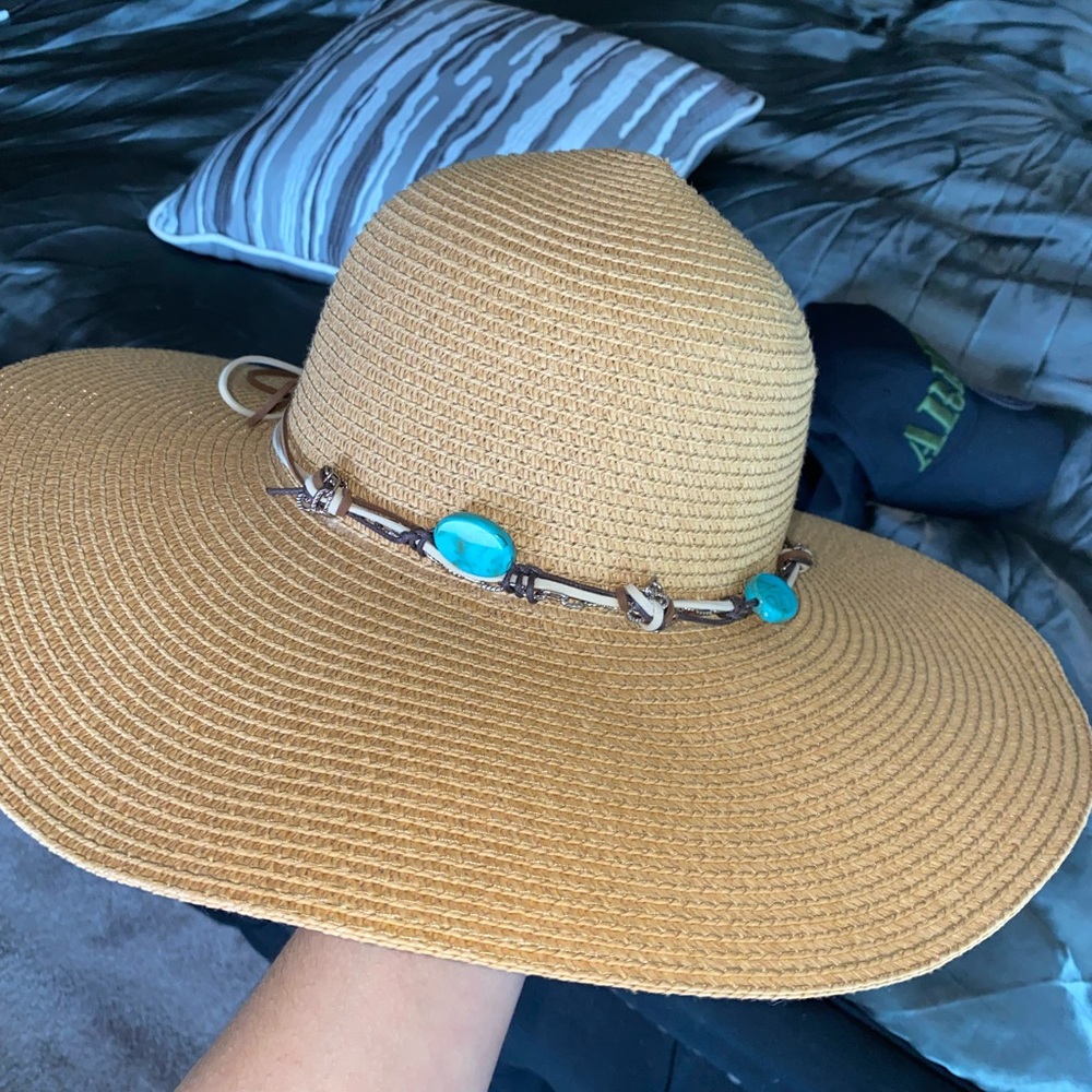 Sun hat - Picture 3 of 5
